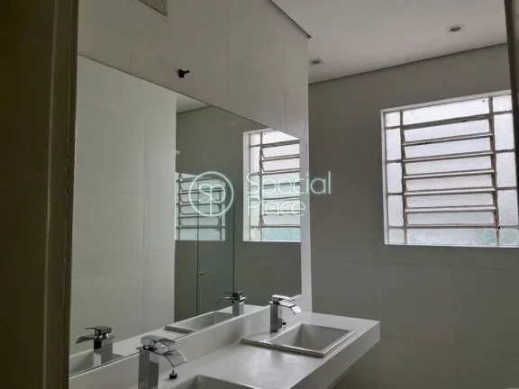 Imagem Casa ampla no Pacaembu 400 m2 de terreno 300 m2 de construção 3 dormitórios 1 suíte lavabo sala ...