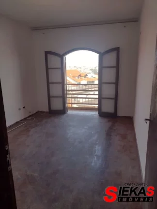 Imagem Casa para venda em São Paulo-SP, Ponte Rasa: 4 quartos, 2 banheiros, 2 vagas, 170m². Imperdível oportunidade!