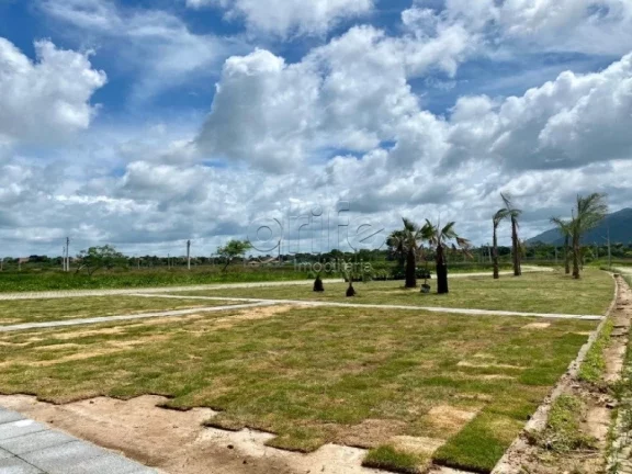 Imagem VENDO LOTE no melhor loteamento fechado da Pacatuba. O lugar ideal para você e sua família realiza...