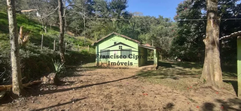 Imagem Sítio à venda no bairro Coloninha - Guaratinguetá/SP