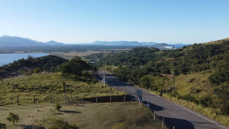 Imagem Terreno de 6.849,71 m² com Vista para Lagoa e Praias - Garopaba e Paulo Lopes-SC