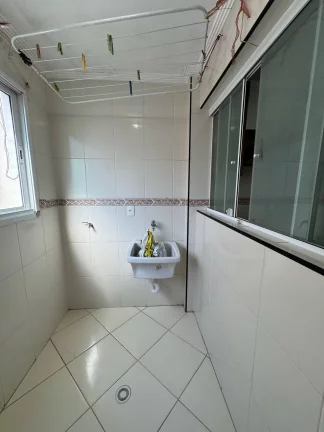 Imagem Lindo Apartamento com dois dormitórios - Guilhermina - Praia Grande.