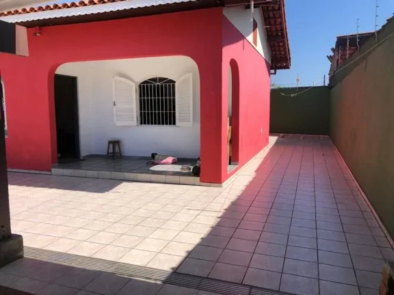 Imagem Casa para Venda em Itanhaém, Jardim das Palmeiras, 3 dormitórios, 1 suíte, 2 banheiros, 7 vagas