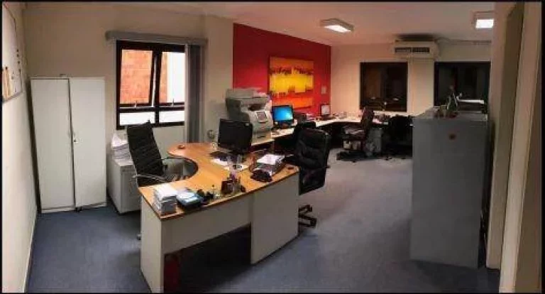 Imagem Casa ou locação com 370 m² - Rua Condessa do Pinhal, 115 - Campo Belo - São Paulo/SP