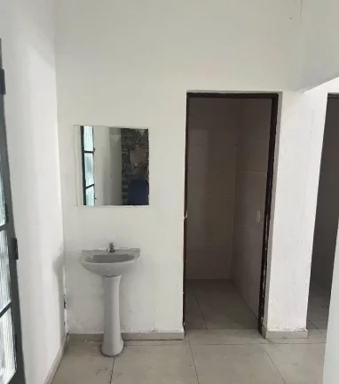 Imagem salão comercial para locação, Avenida Quinze de Novembro, Centro, Ferraz de Vasconcelos