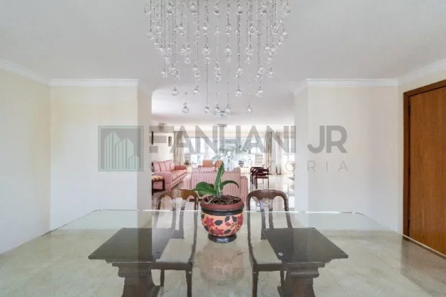 Imagem Espetacular apartamento à venda no Itaim Bibi, São Paulo-SP: 3 quartos, 3 suítes, 3 salas, 4 banheiros, 3 vagas de garagem, 268m².