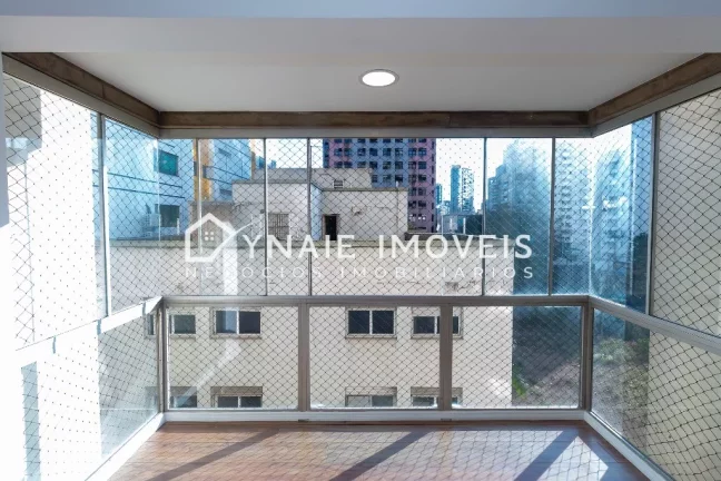 Imagem Apartamento à venda na Vila Olímpia, São Paulo-SP: 2 quartos, 1 suíte, 3 banheiros, 1 vaga, 110m². Venha conferir!