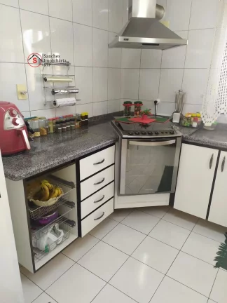 Imagem AMPLO SOBRADO A VENDA NO SITIO DA FIGUEIRA, COM 297 METROS E ÁREA GOURMET COM CHURRASQUEIRA. RUA TRANQUILA, PRÓXIMO A UBS E AMA VILA CALIFÓRNIA.