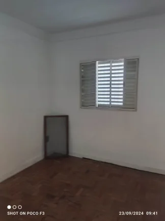 Imagem CASA DE FAMÍLIA: 3 DORMITÓRIOS E SUÍTE NA CECAP POR R$ 300 MIL!