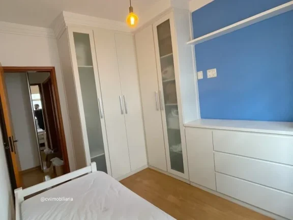 Imagem Totalmente mobiliado, sendo 2 quartos, com 1 suíte, 3 banheiros, cozinha ampla no estilo americano,...
