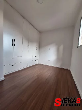 Imagem Casa para locação em São Paulo-SP, bairro Carrão: 2 quartos, 2 suítes, 1 sala, 3 banheiros, 1 vaga de garagem, 65m² de área.