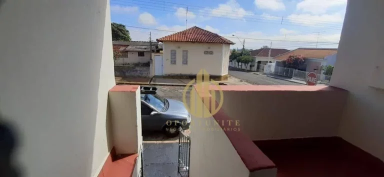 Imagem Casa 3 dormitórios - Salão comercial - Centro - Santa Rosa de Viterbo/SP