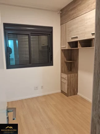 Imagem Apartamento Via Leopoldina, sala com Varanda, 2 Dormitórios( 1 suíte), 1 Vaga, Prédio com Lazer, Portaria 24 hs