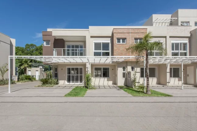 Imagem Casa à venda no bairro Vila Nova - Porto Alegre/RS