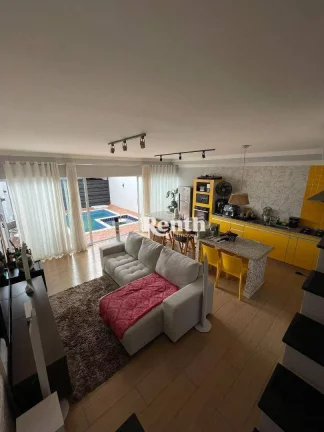 Imagem Casa com 2 dormitórios à venda por R$ 650.000,00 - Centro - Rio Claro/SP