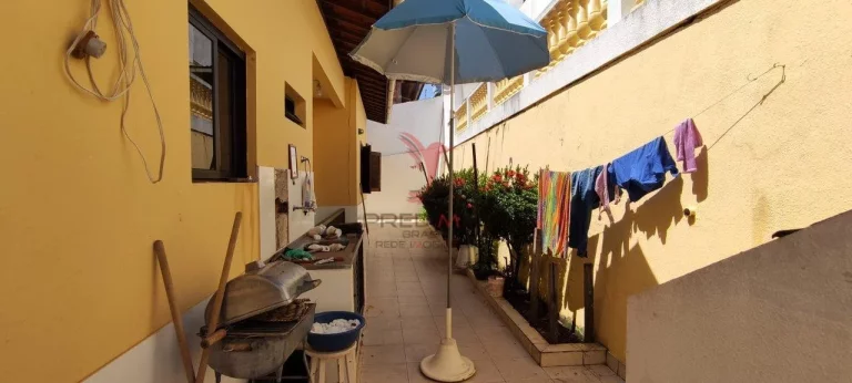 Imagem Sua Casa dos Sonhos em Lauro de Freitas num Condomínio Privilegiado!