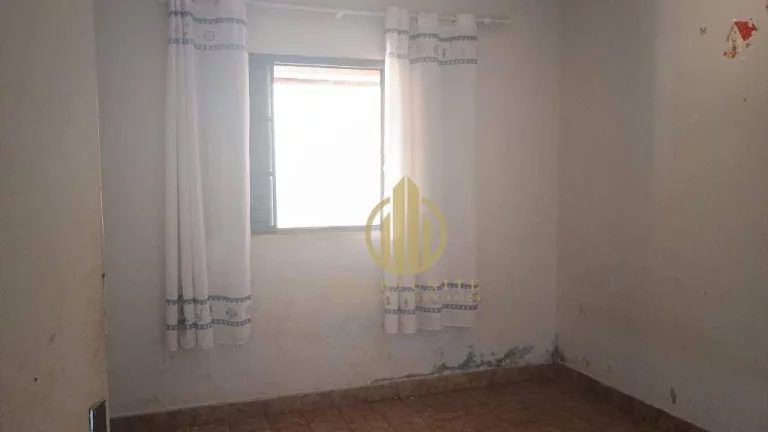 Imagem Casa a Venda na Vila Tiberio R$ 330.000,00