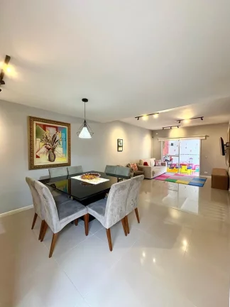 Imagem Sobrado à venda com 3 quartos, sendo 1 suíte, no condomínio Rio Preto, Atibaia - SP