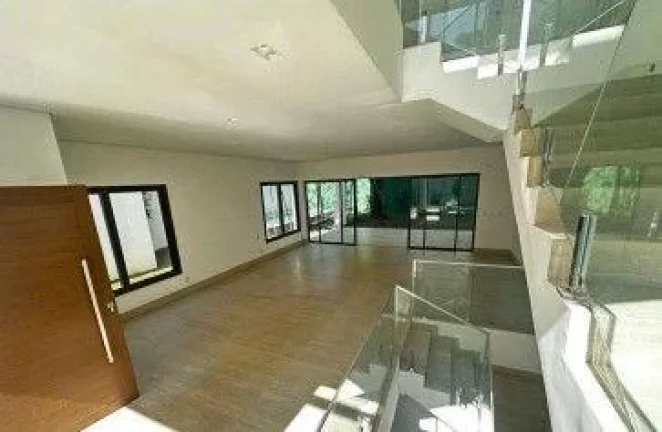 Imagem Casa de condomínio com 650 m², 4 quartos sendo 4 suítes à venda no bairro Alto da Boa Vista.