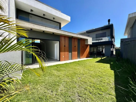 Imagem Casa em Condominio 4 Dormitórios - Bairro xangri-la