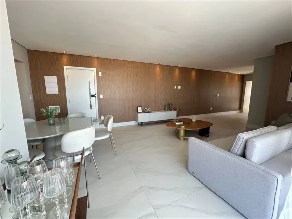 Imagem APARTAMENTO COM 218.7 m² - GUILHERMINA - PRAIA GRANDE SP