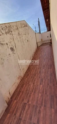 Imagem Casa Ampla à Venda no Jardim Dom Pedro II – 3 Quartos, 1 Suíte, Churrasqueira, Grande Quintal e Espaço para Construção em Terreno de 310m²!