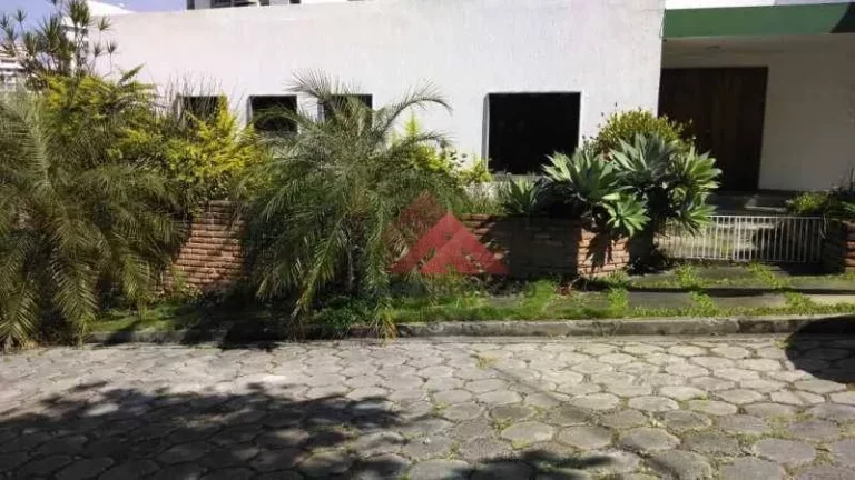Imagem Casa com 2 dormitórios à venda, 440 m² por R$ 1.900.000,00 - Santa Rosa - Niterói/RJ