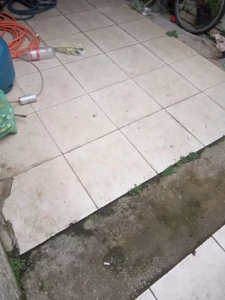 Imagem CASA COM 2 DORMITÓRIOS À VENDA, 90 M² POR R$ 200.000 - JARDIM QUIETUDE - PRAIA GRANDE/SP