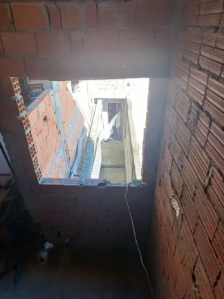 Imagem Sobrado com 4 dormitórios à venda, 280 m² por R$ 350.000,00 - Jardim Planalto - Suzano/SP