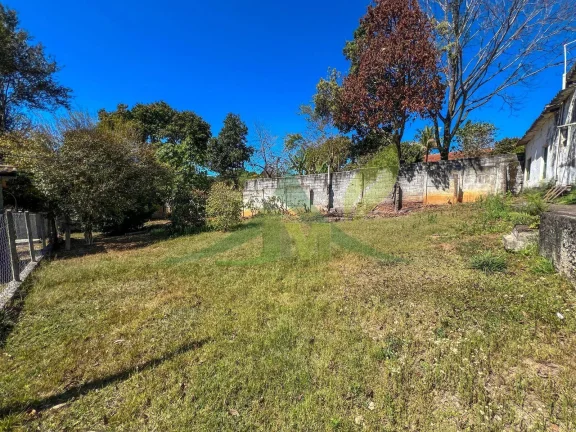 Imagem Ampla Chácara em Atibaia – 3 Dormitórios, Piscina e Casa de Caseiro