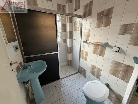 Imagem Apartamento à venda em Praia Grande-SP, bairro Aviação: 1 quarto, 1 sala, 1 banheiro, 1 vaga, 50m². Confira!