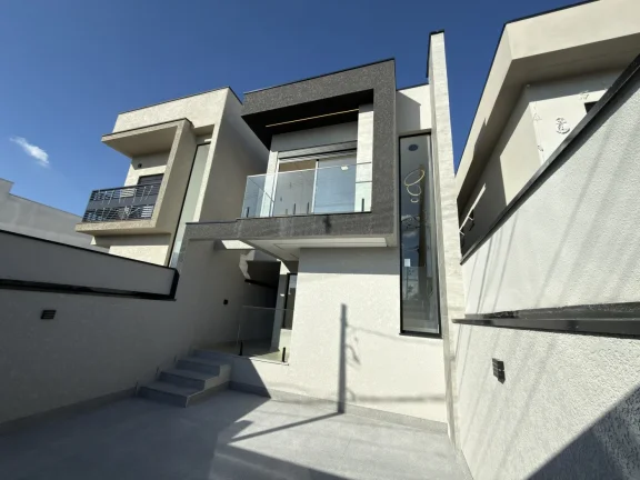Imagem Vende Casa Moderna com 3 Dormitórios e Quintal Nova Jaguari