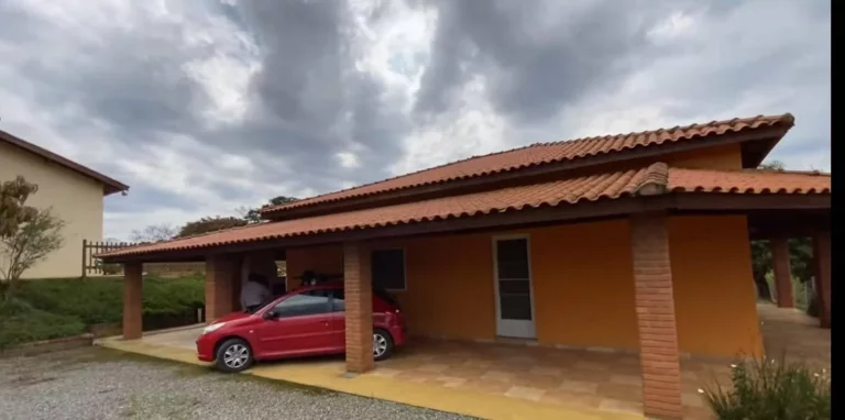 Imagem CHÁCARA COM PISCINA LOCALIZADA NA CANANEIA - PILAR DO SUL - SP
