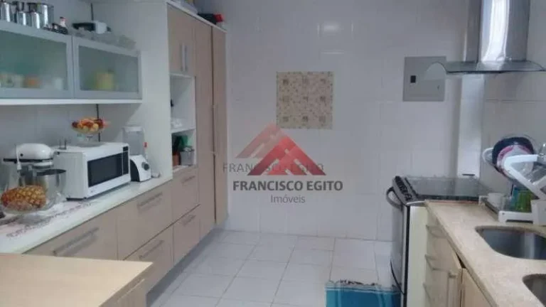Imagem Casa com 6 dormitórios à venda, 260 m² por R$ 1.160.000 - Pe Pequeno - Niterói/RJ