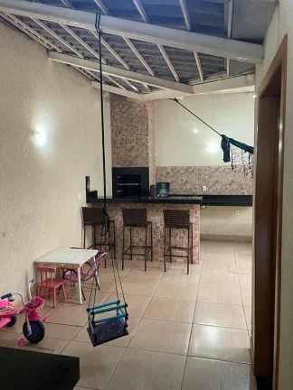 Imagem Casa De 3/4 Sendo 2 Suites No Village Jequitiba