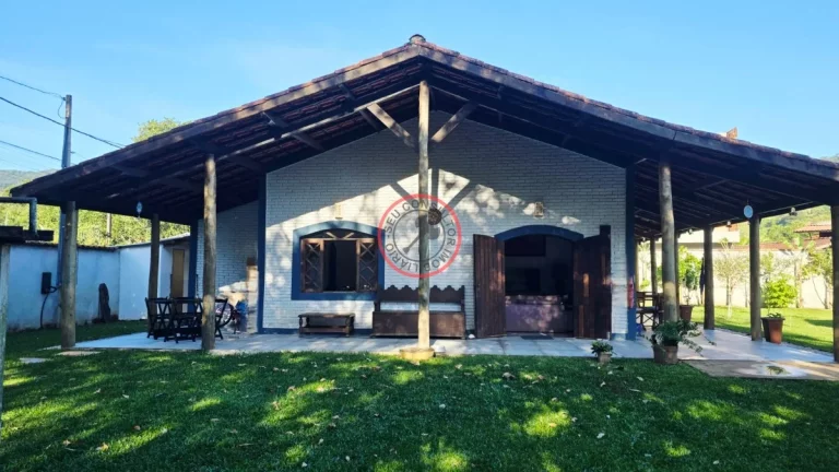 Imagem CASA A VENDA EM BOISSUCANGA, COM 3 DORMITÓRIOS, SENDO 1 SUÍTE, EM TERRENO DE 823 MT, 300 MT DE ÀREA CONSTRUÍDA,