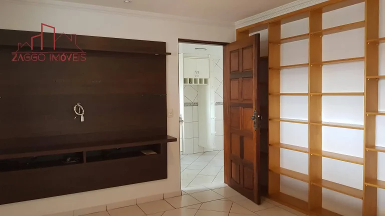 Imagem Oportunidade para renda - 3 casas.