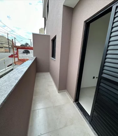 Imagem Imperdível: Apartamento sem condomínio à venda em Santo André-SP, Jardim Alvorada! 2 quartos, 1 banheiro, 1 vaga de garagem.