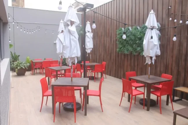 Imagem Studio 35M², 1 Suíte, 1 Banheiro, Academia, Salão de Festas, Salão de Jogos, Playground, Lavanderia Administrada pela OMO, SPA, Próximo ao Metrô.