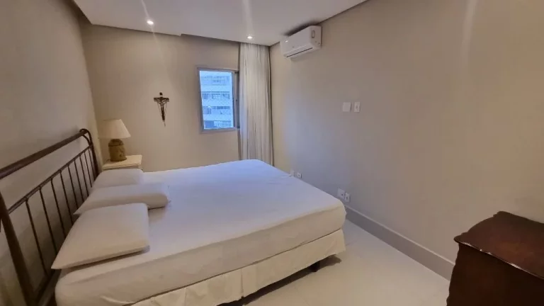 Imagem Apartamento com 3 dormitórios à venda, 180 m² - Pitangueiras - Guarujá/SP