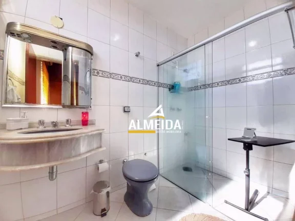 Imagem Casa com 4 dormitórios à venda, 218 m² por R$ 800.000,00 - Centro - Rio Claro/SP