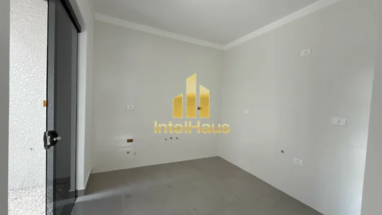 Imagem Sobrado novo em condomínio no Alto Boqueirão, com aproximadamente 88 m² privativos, distribuídos...