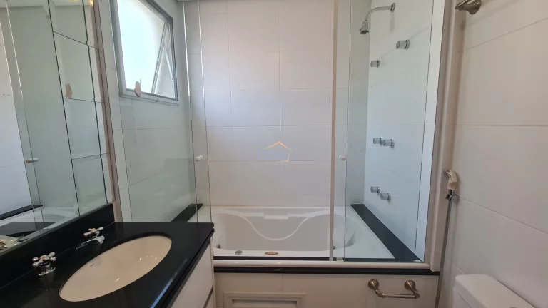 Imagem Vende lindo apartamento de 137m² com 3 suítes e 3 vagas na Vila Suzana