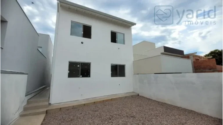 Imagem Casa em Condomínio de Luxo à Venda em Jundiaí-SP, Bairro Condomínio Panorama, 4 Quartos, 2 Suítes, 167m²