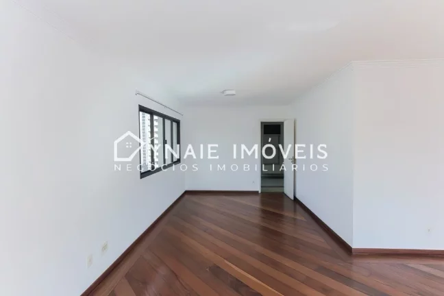 Imagem Apartamento de luxo para locação no Itaim Bibi: 4 quartos, 4 suítes e 184m² de puro conforto em São Paulo-SP!
