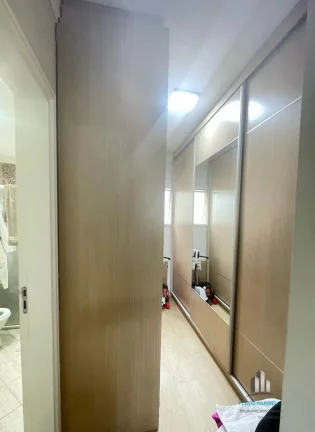 Imagem Apartamento à Venda no Parque Tamboré com 3 Suítes e 3 Vagas de Garagem