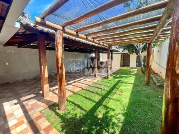Imagem Espetacular Casa em Condominio Fechado por R$ 990.000