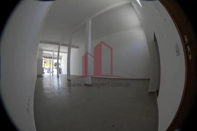 Imagem Galpão Comercial para Locação na Vila Zanela em Franco da Rocha-SP: 2 Salas, 4 Banheiros e 132,92 m² de Área