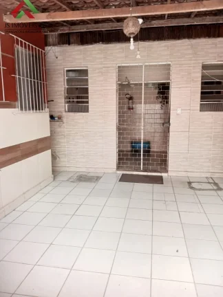 Imagem Apartamento à venda em Jaboatão dos Guararapes-PE, bairro Candeias, 3 quartos, 2 salas, 2 banheiros, 70m² de área. Aproveite!