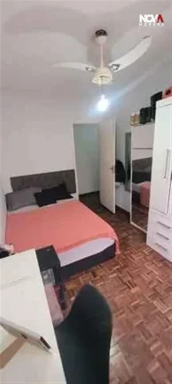 Imagem Localizado em um dos bairros mais valorizados de Vila Velha, este apartamento na Praia da Costa ofer...